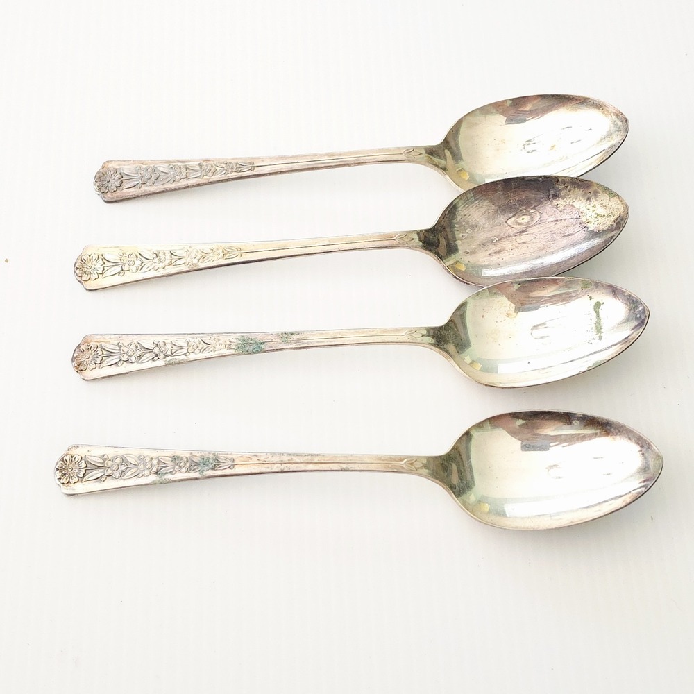 4 Meriden IS Silverplate DELIGHT Oval Soup/Place Spoons‎ 7-1/4"